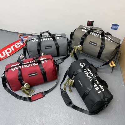 leichte Kleidersack-Sport-Turnhallen-Tasche der Turnhallen-45L mit Schuh und nass Fach