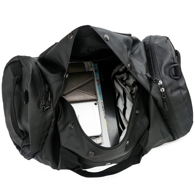 Die Turnhallen-Tasche der wasserdichten Turnhallen-Kleidersack-Männer mit der Schuh-Fach-Eignung im Freien