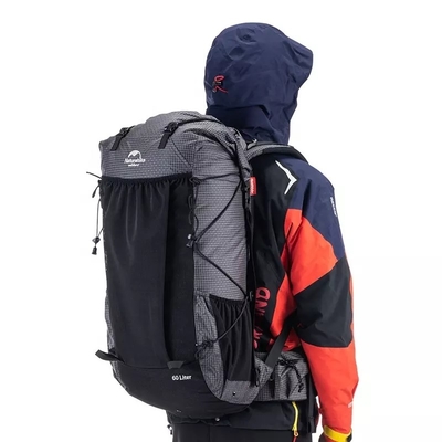 Schwarzer wasserdichter wandernder Rucksack ODM 65 Liter-Bergsteigen-Rucksack im Freien